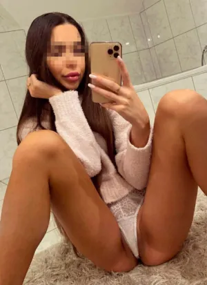 проститутка Мая, 22, Ялта